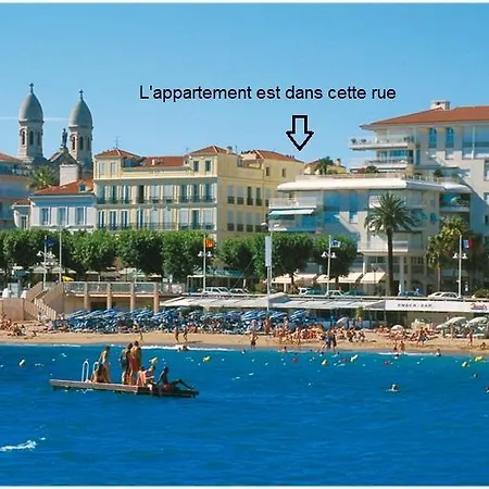 F2 Mezzanine Centre Ville 1 Min De La Mer *