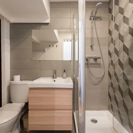 F2 Mezzanine Centre Ville 1 Min De La Mer Saint-Raphaël