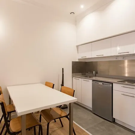 Apartman F2 Mezzanine Centre 1 Min De La