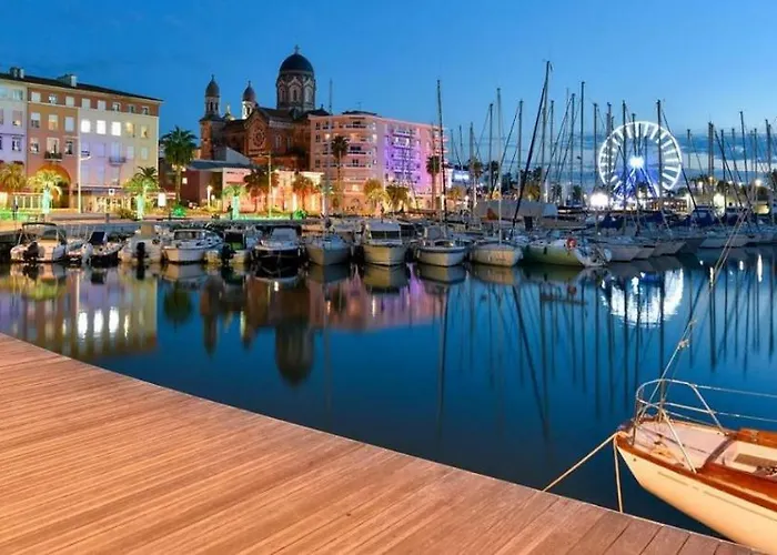 F2 Mezzanine Centre 1 Min De La アパート