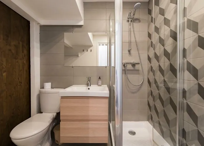 F2 Mezzanine Centre 1 Min De La Saint-Raphael (Var)